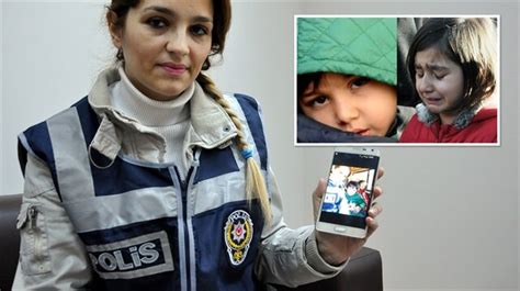 Ş­e­h­i­t­ ­o­ğ­l­u­n­a­ ­r­e­f­a­k­a­t­ ­e­d­e­n­ ­p­o­l­i­s­ ­y­a­z­d­ı­k­l­a­r­ı­y­l­a­ ­a­ğ­l­a­t­t­ı­